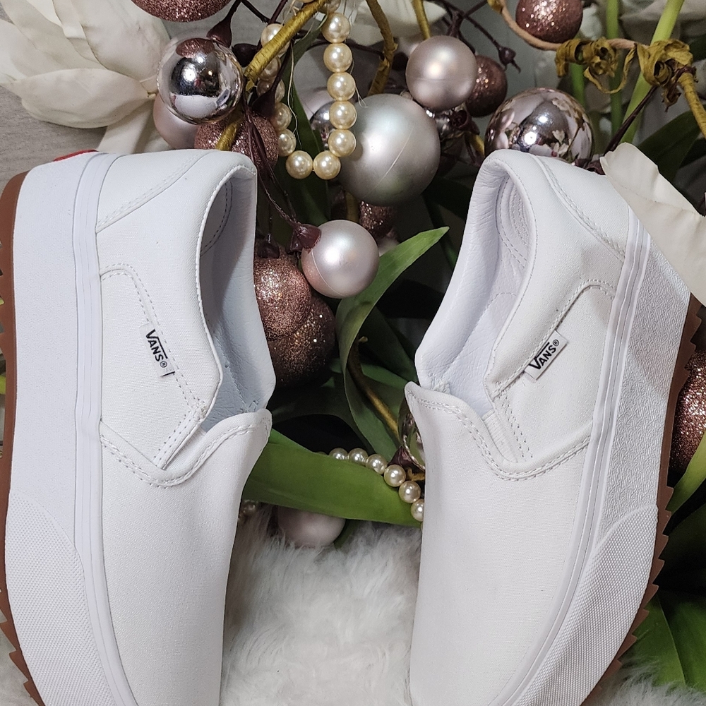 Vans® Asher white Platform ST Women's Slip-On Shoes Brand New